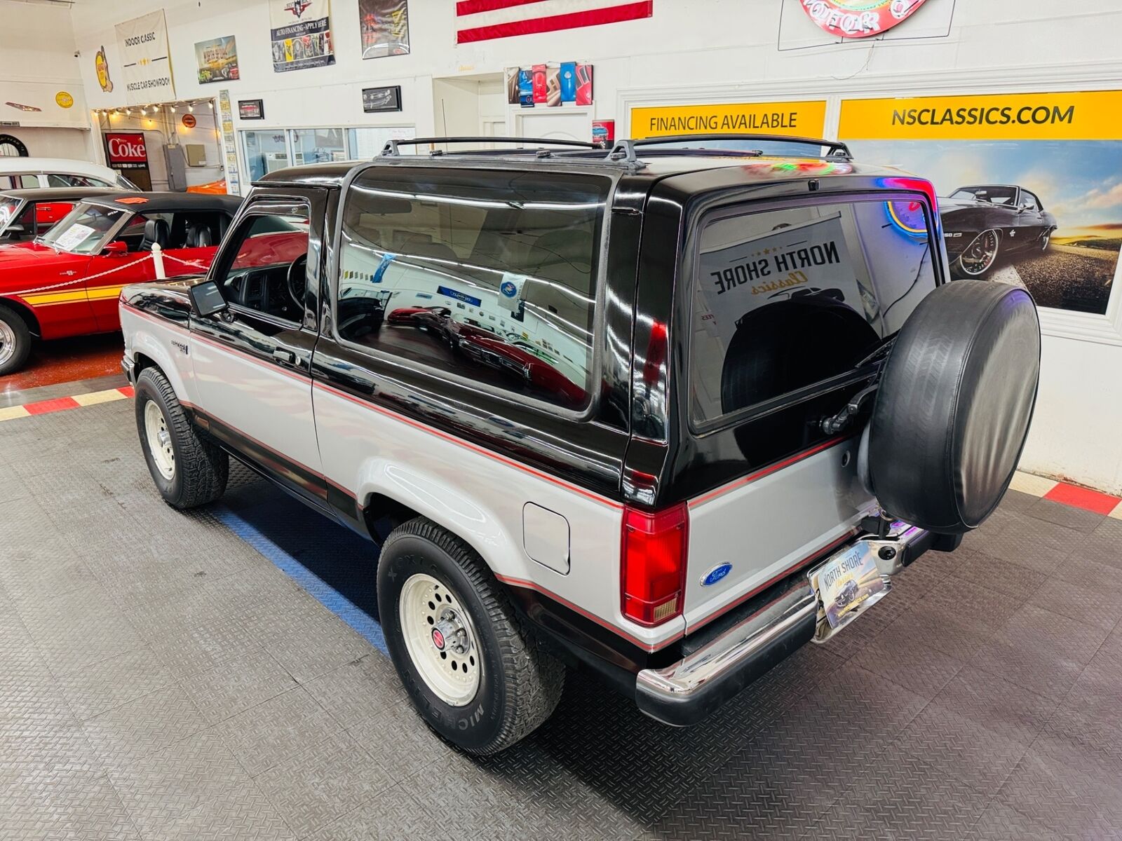 Ford-Bronco-SUV-1990-2