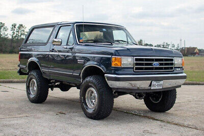 Ford-Bronco-SUV-1990-2