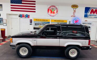 Ford-Bronco-SUV-1990-31