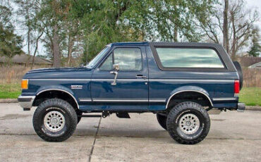 Ford-Bronco-SUV-1990-4