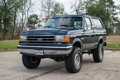 Ford-Bronco-SUV-1990-5