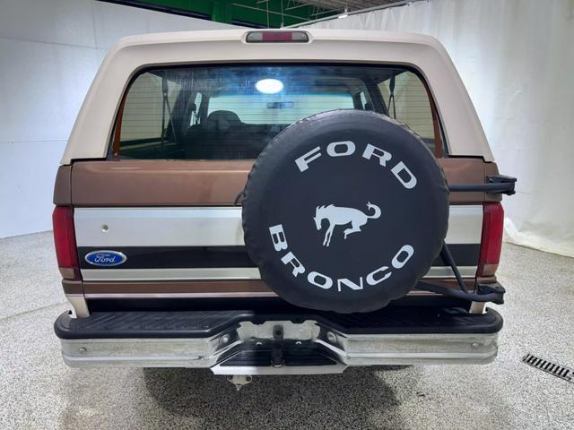 Ford-Bronco-SUV-1992-7