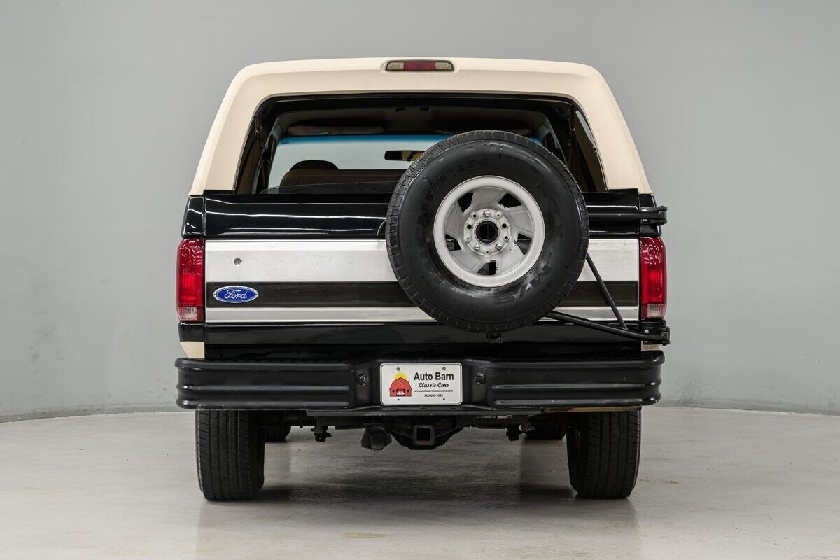 Ford-Bronco-SUV-1993-5