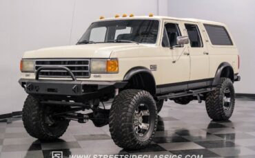 Ford-C-350-SUV-1991-5