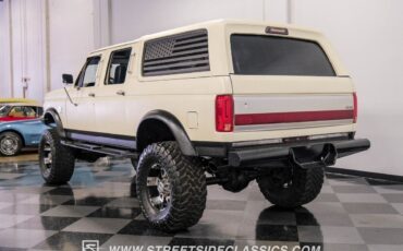 Ford-C-350-SUV-1991-8