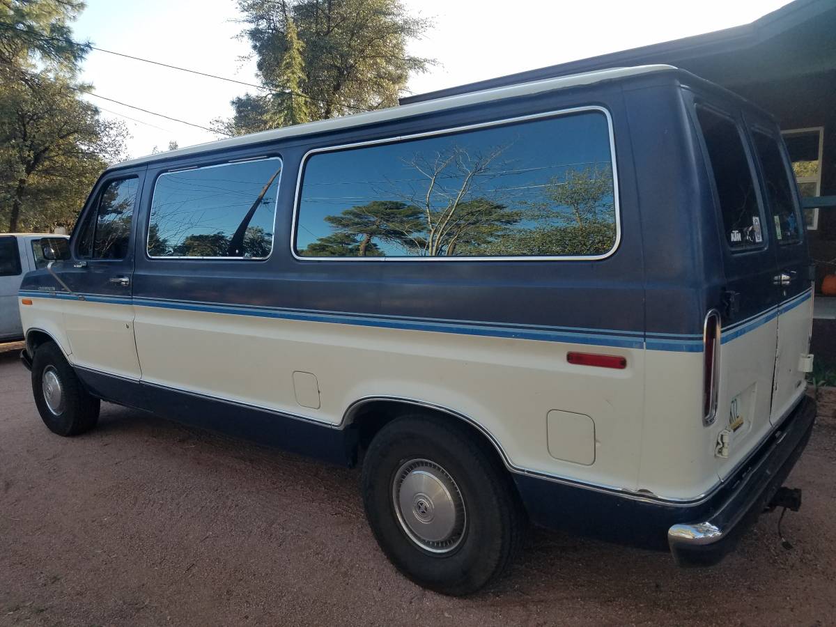 Ford-Club-wagon-xlt-1987-2