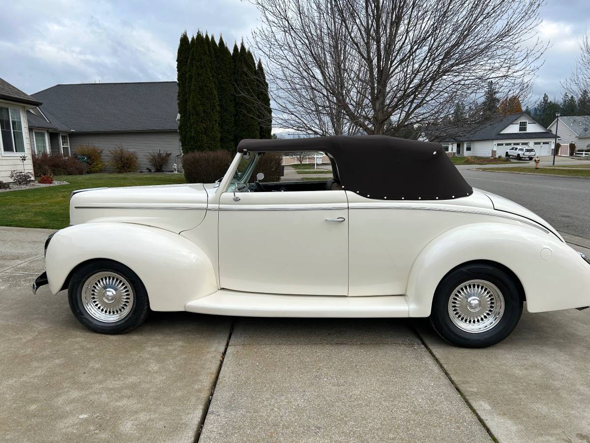 Ford-Convertible-1940-4