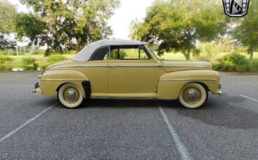 Ford-Convertible-Cabriolet-1948-3