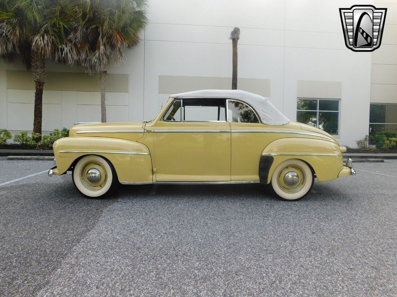 Ford-Convertible-Cabriolet-1948-5