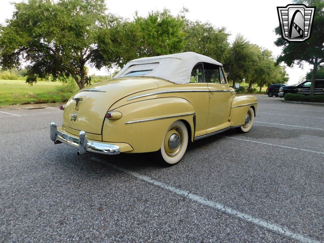 Ford-Convertible-Cabriolet-1948-7