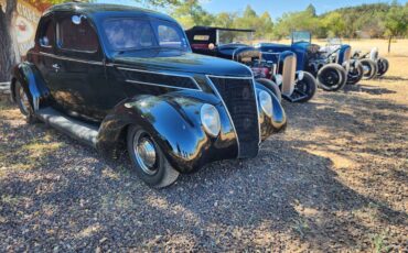 Ford-Coupe-1937-14