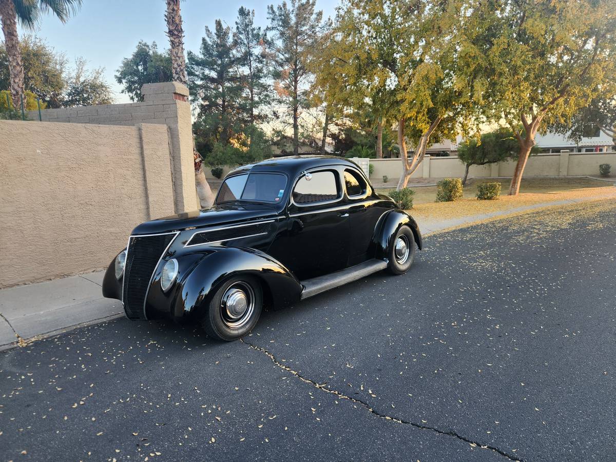 Ford-Coupe-1937-7