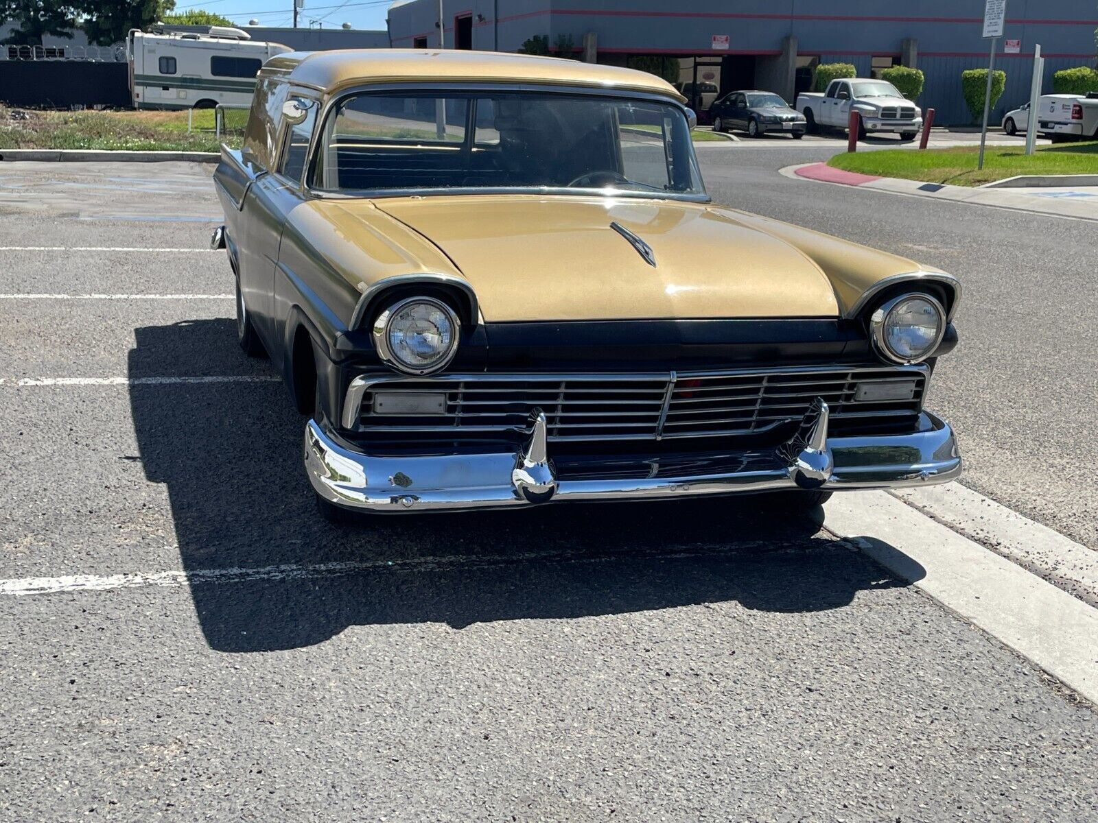 Ford-Courier-Sedan-Delivery-Break-1957-19