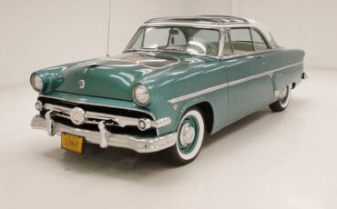 Ford Crestline  1954