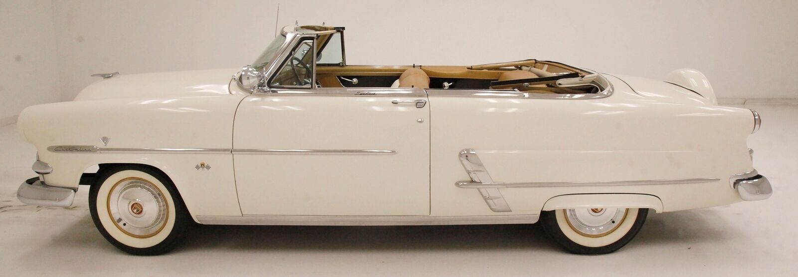 Ford-Crestline-Cabriolet-1953-3