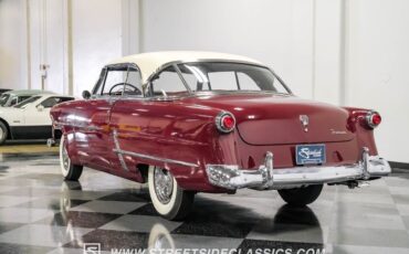 Ford-Crestline-Coupe-1952-10