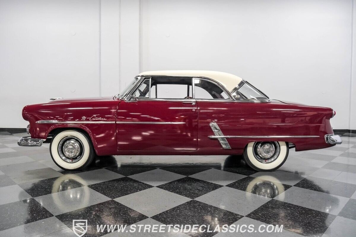 Ford-Crestline-Coupe-1952-2