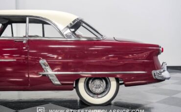 Ford-Crestline-Coupe-1952-8