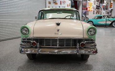 Ford-Crown-Victoria-1956-6