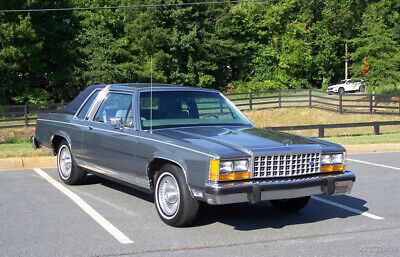 Ford Crown Victoria Coupe 1986 à vendre