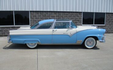 Ford-Crown-Victoria-Skyliner-Glasstop-1955-5