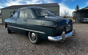 Ford-Custom-1950-3