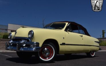 Ford-Custom-Cabriolet-1951-2