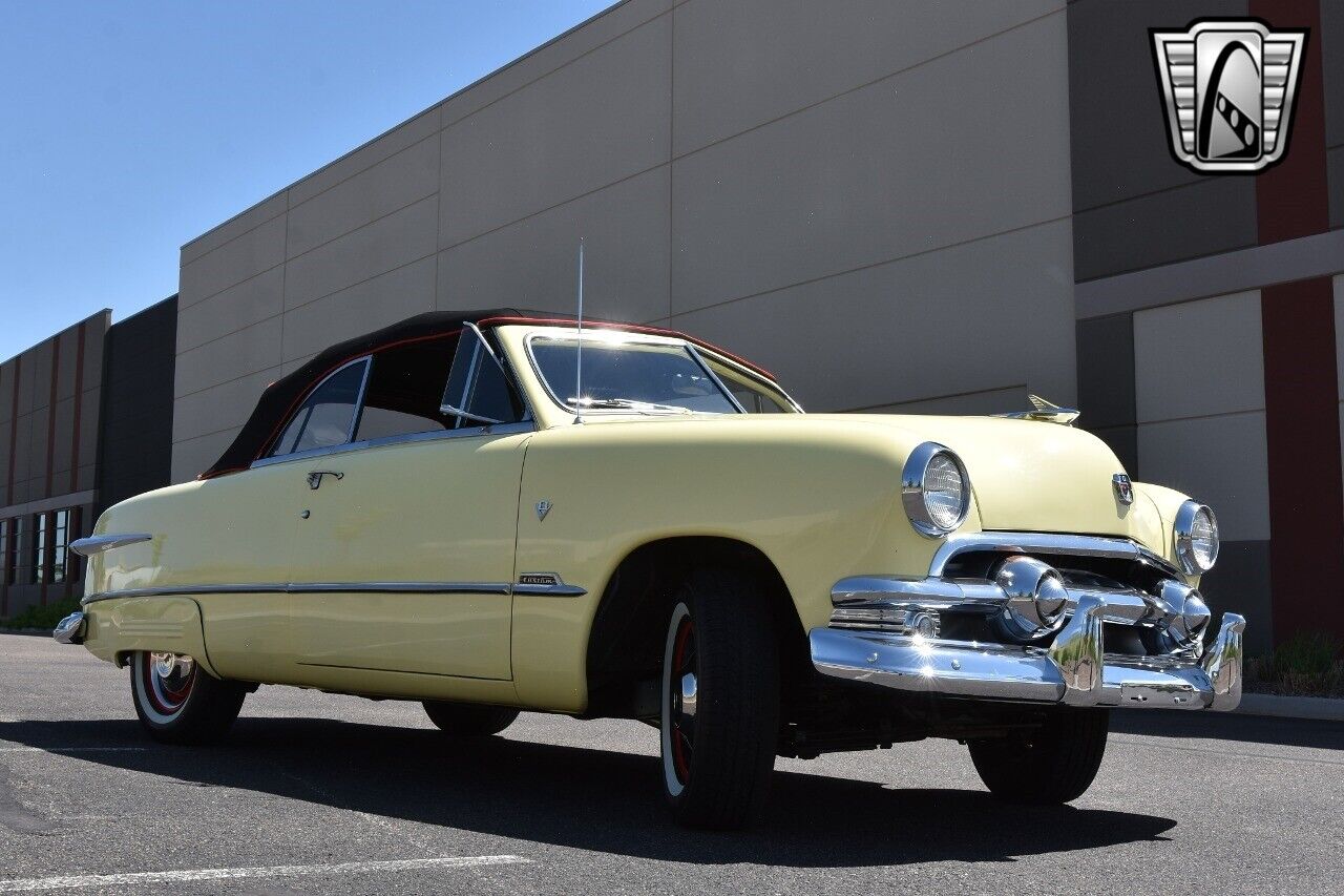 Ford-Custom-Cabriolet-1951-8