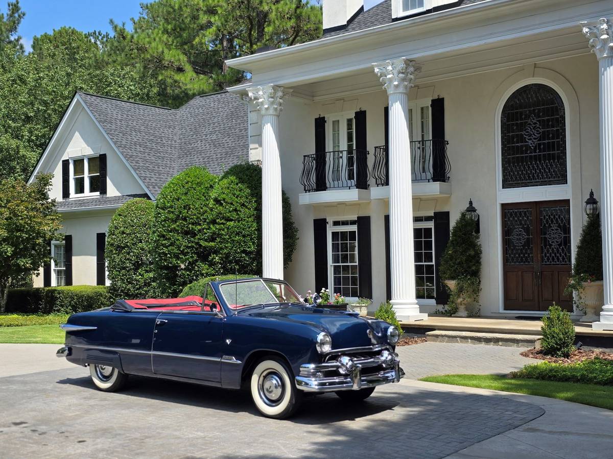 Ford-Deluxe-1951-3