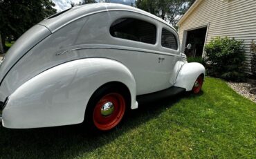 Ford-Deluxe-Berline-1939-25