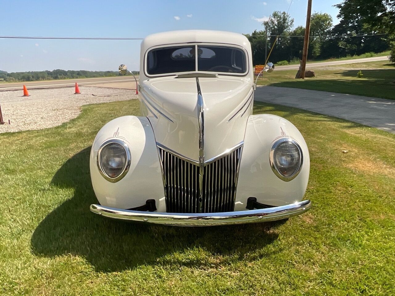 Ford-Deluxe-Berline-1939-7