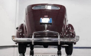 Ford-Deluxe-Berline-1940-10