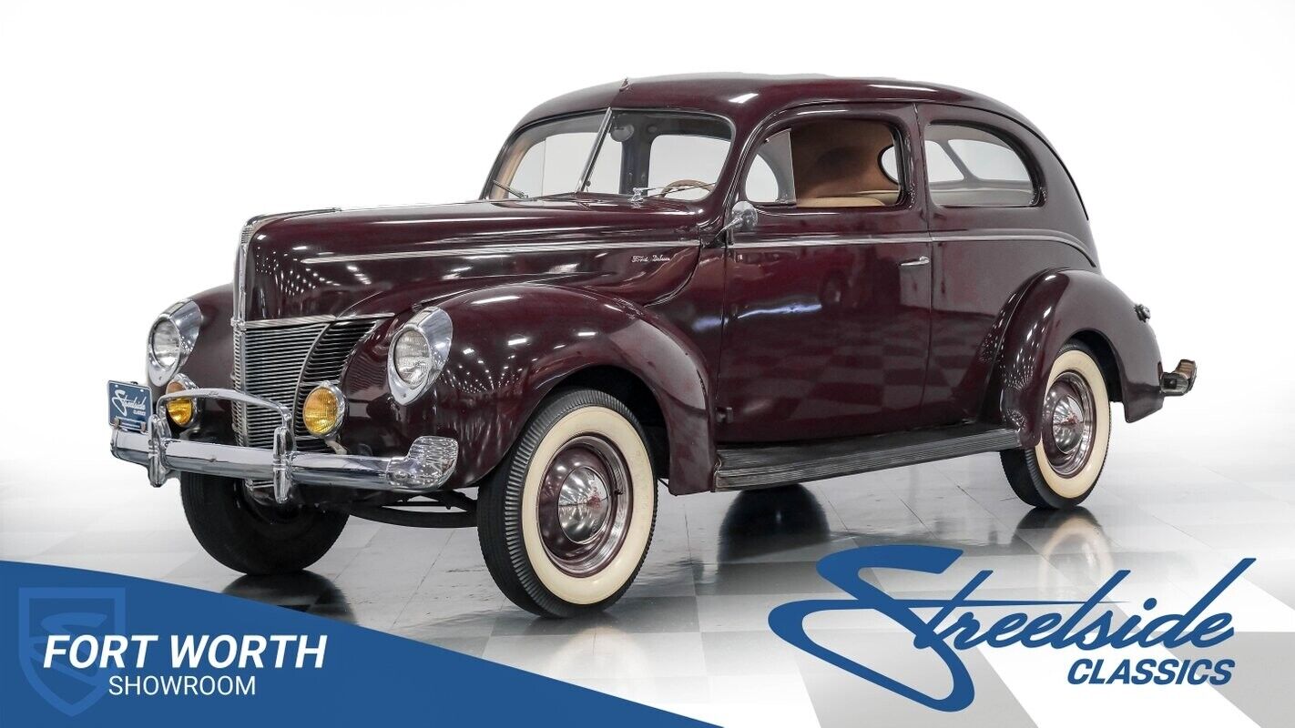 Ford-Deluxe-Berline-1940