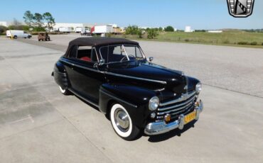 Ford-Deluxe-Cabriolet-1947-6