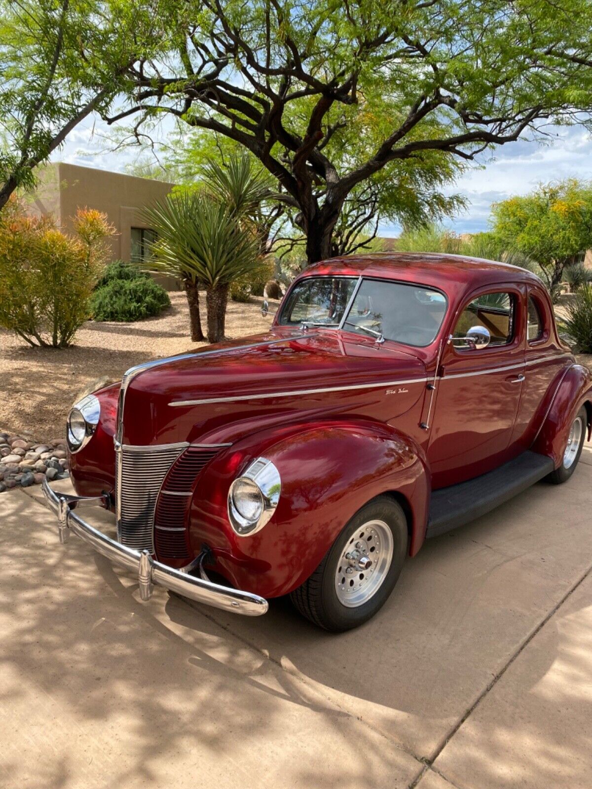 Ford-Deluxe-Coupe-1940-1