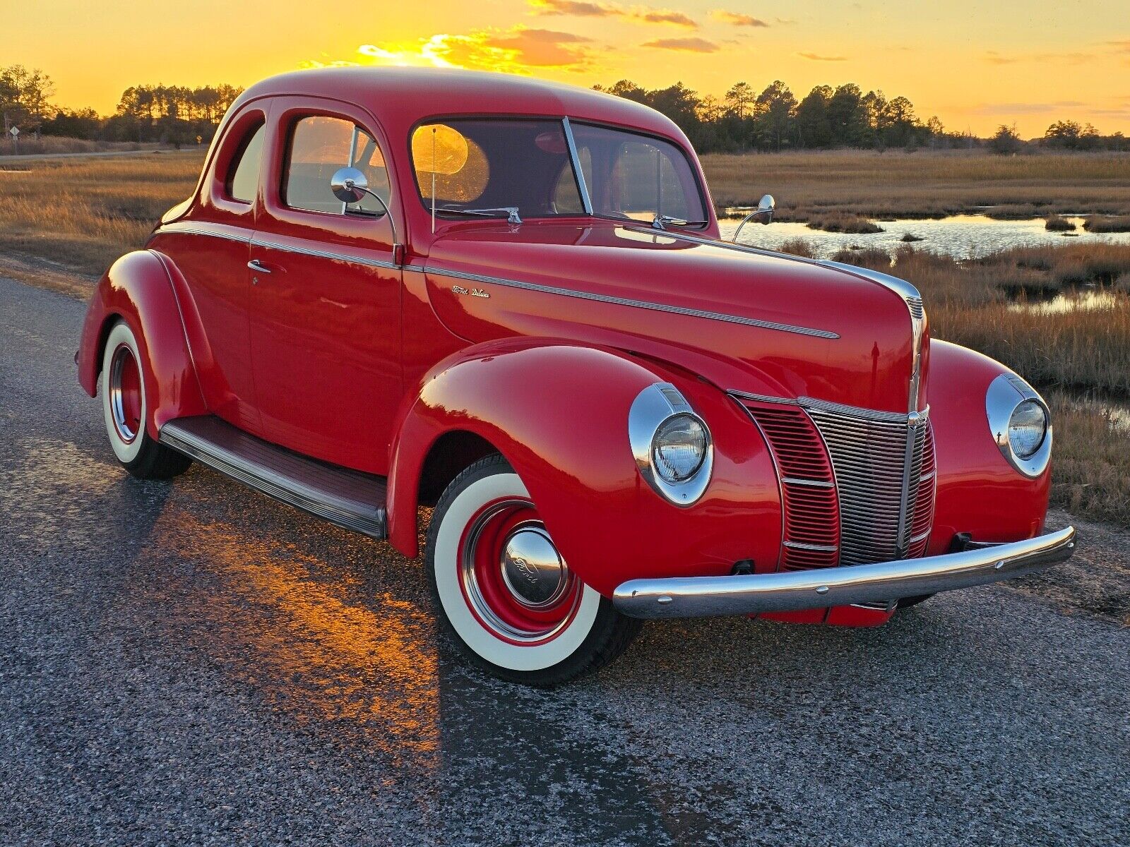 Ford-Deluxe-Coupe-1940-3