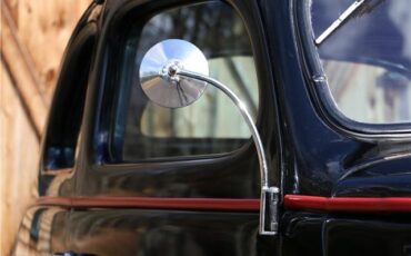 Ford-Deluxe-Coupoe-Coupe-1938-33