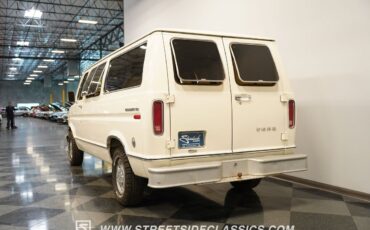 Ford-E-Series-Van-Van-1977-9