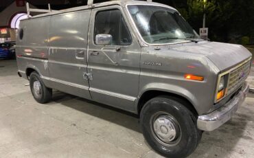 Ford-E250-econoline-1989-5