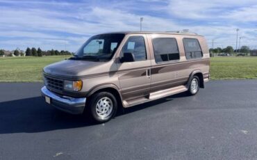 Ford-Econoline-cargo-van-1994-1