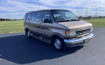 Ford-Econoline-cargo-van-1994-3