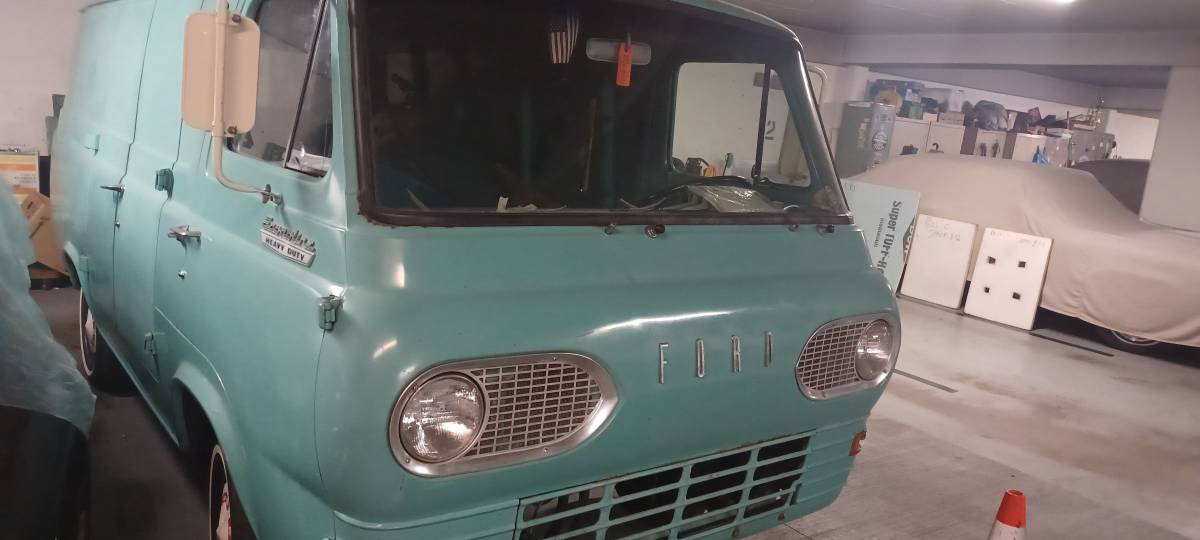 Ford-Econoline-van-1967-1