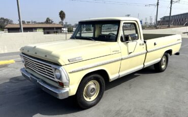 Ford-F-100-1967-4