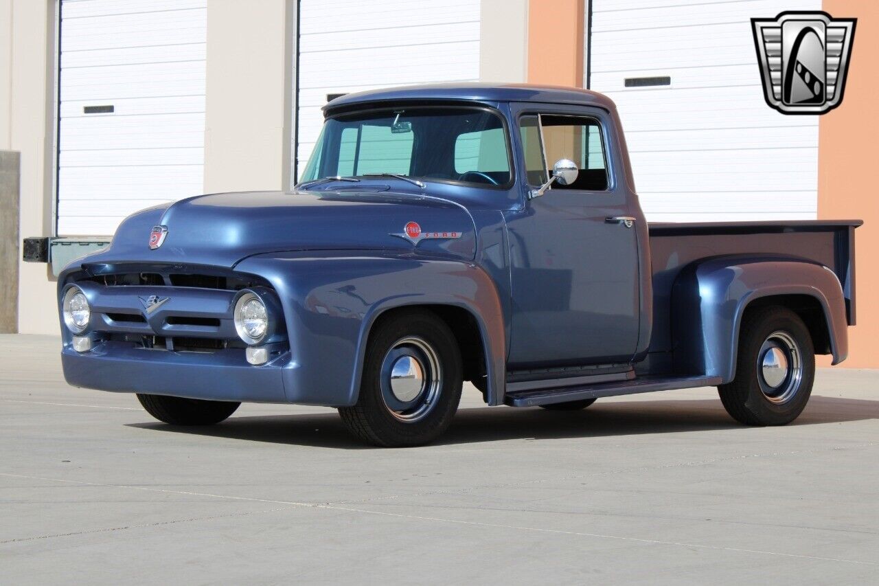 Ford-F-100-Pickup-1956-4