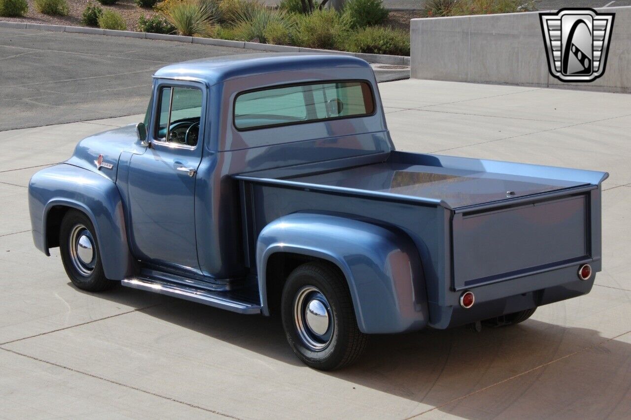 Ford-F-100-Pickup-1956-9