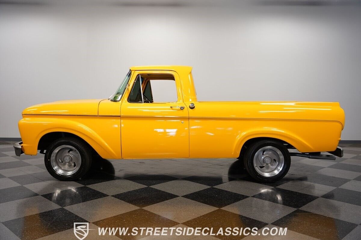 Ford-F-100-Pickup-1961-7