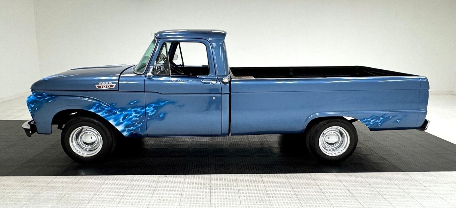 Ford-F-100-Pickup-1963-1