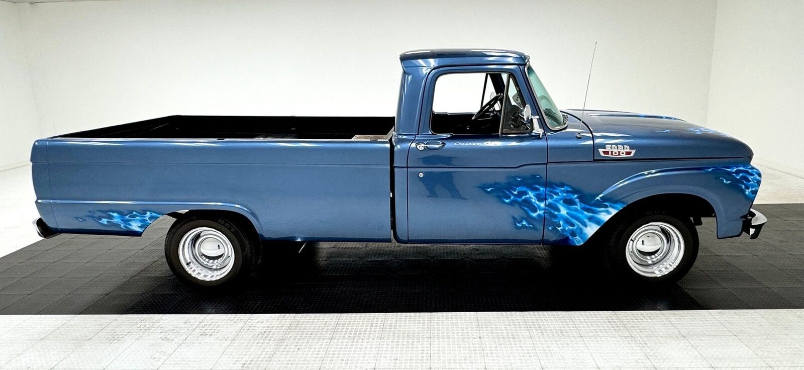 Ford-F-100-Pickup-1963-5