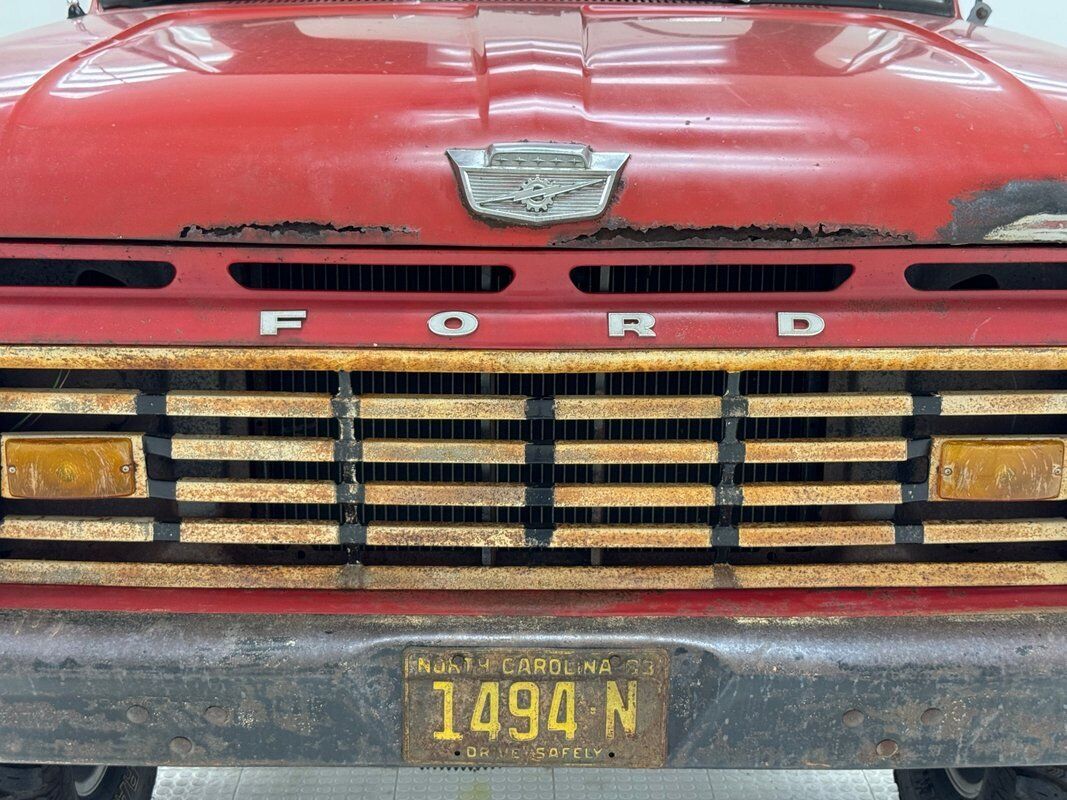 Ford-F-100-Pickup-1963-8