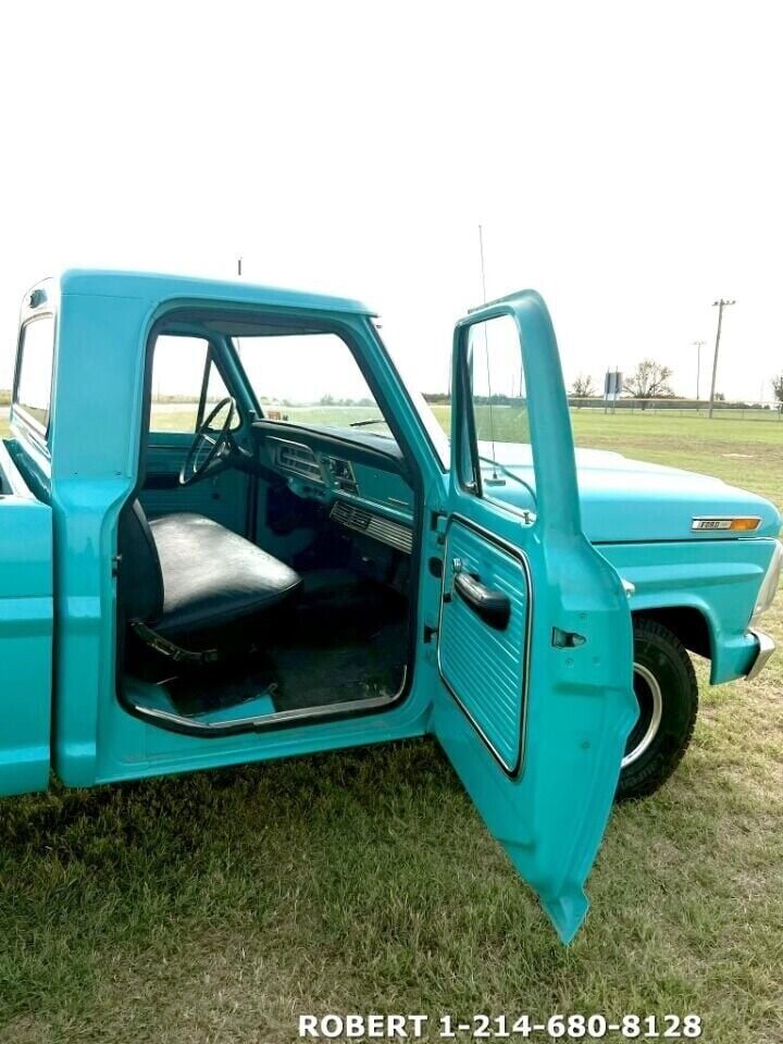 Ford-F-100-Pickup-1969-3